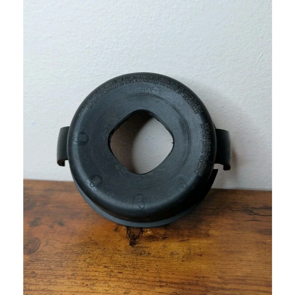 OEM Vitamix Replacement Black Rubber Lid (No Cap) 64oz 5.5